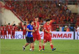 AFF Suzuki Cup 2018: Anh Đức, Công Phượng ghi tên vào 'Đội hình xuất sắc nhất vòng bảng'